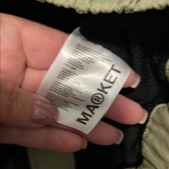 Colorblock tech Shorts with Logo Patch - Picture 4 of 6